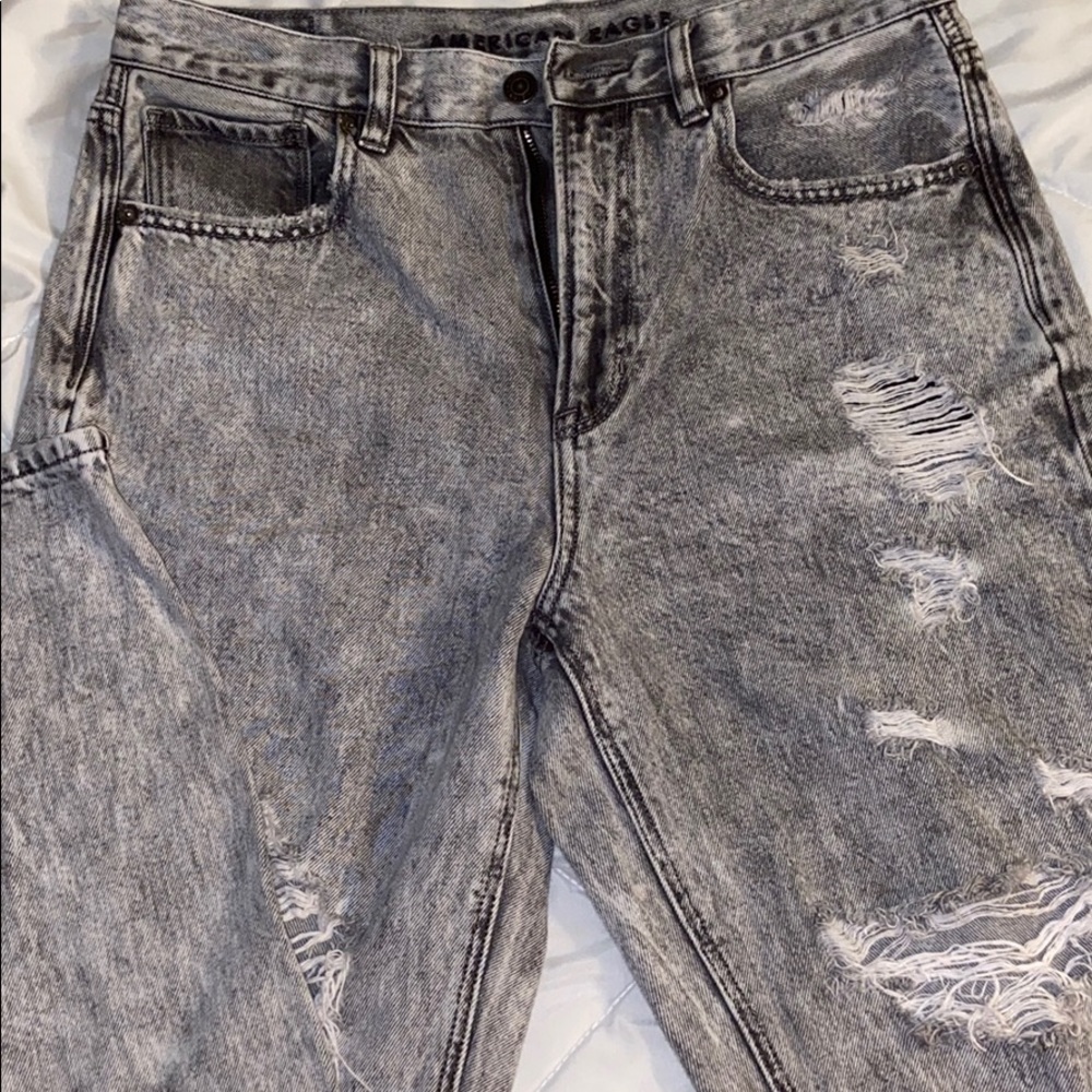 American eagle mom jeans